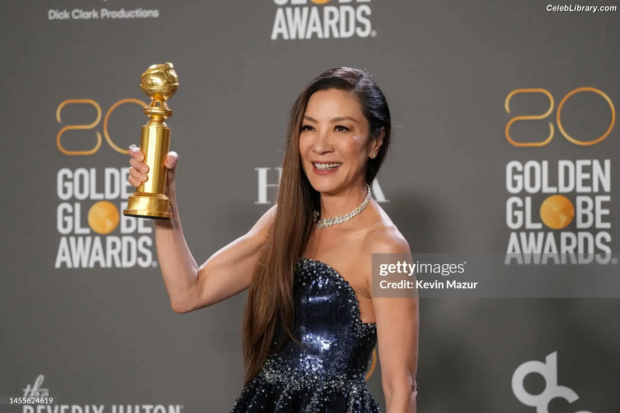 Michelle Yeoh photo 15 of 237