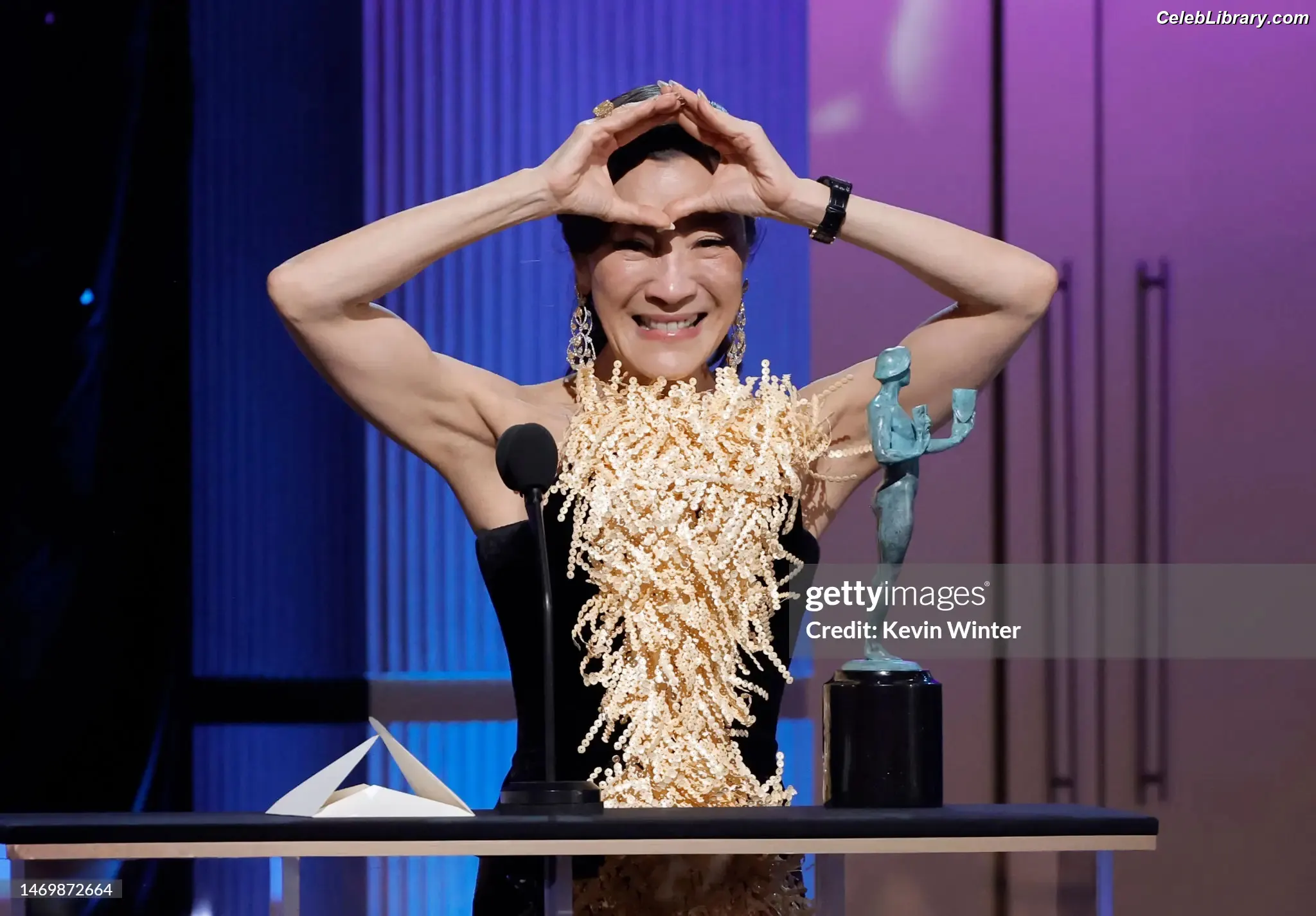 Michelle Yeoh photo 4 of 237