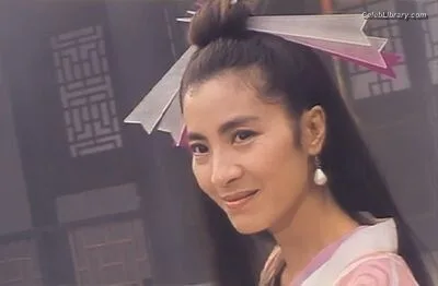 Michelle Yeoh photo 11 of 238