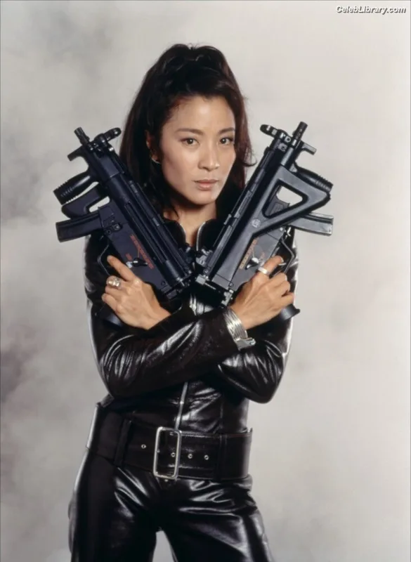 Michelle Yeoh photo 14 of 238
