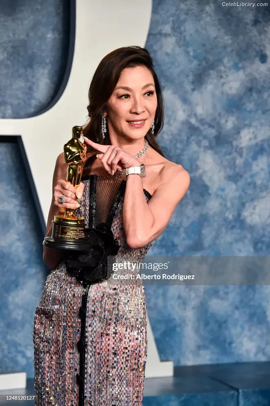 Michelle Yeoh photo 13 of 238