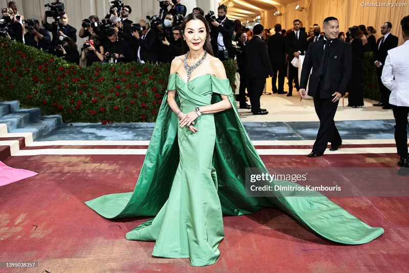 Michelle Yeoh photo 18 of 238
