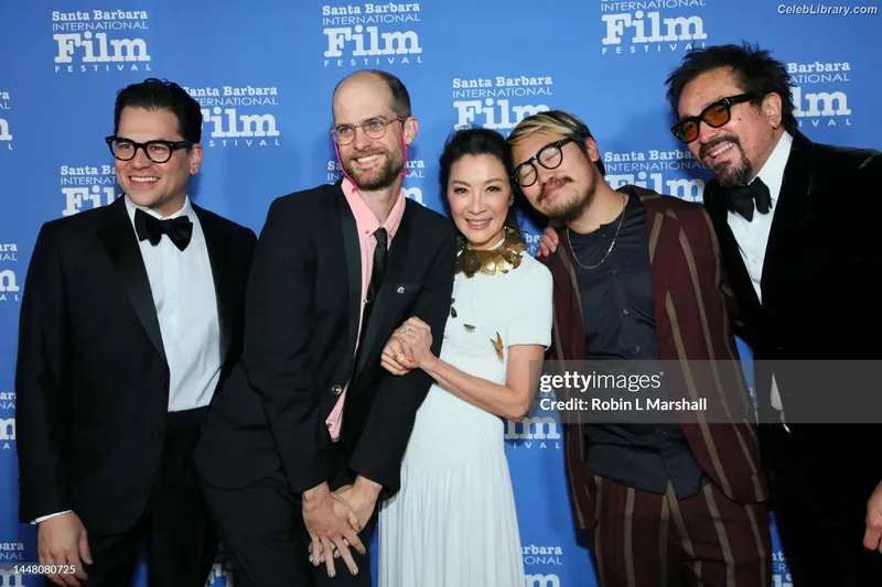 Michelle Yeoh photo 9 of 238