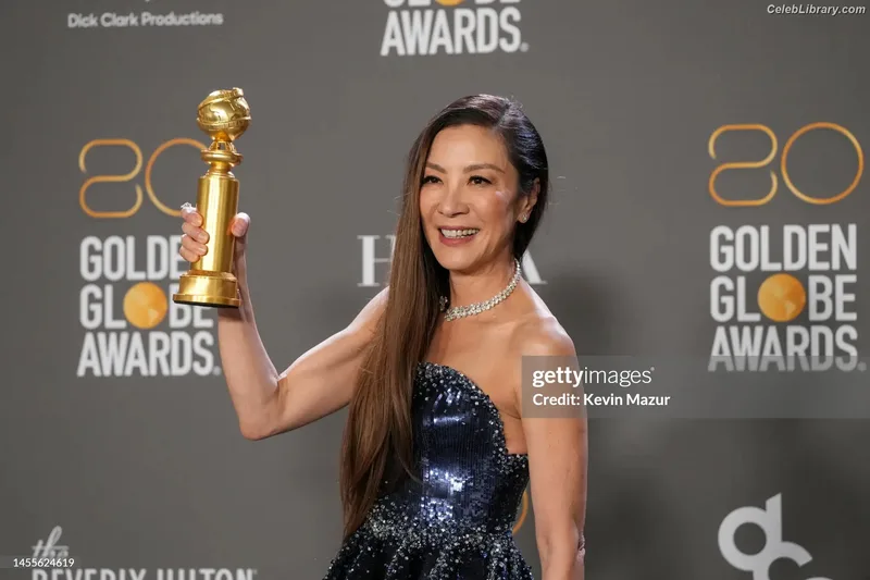 Michelle Yeoh photo 15 of 238