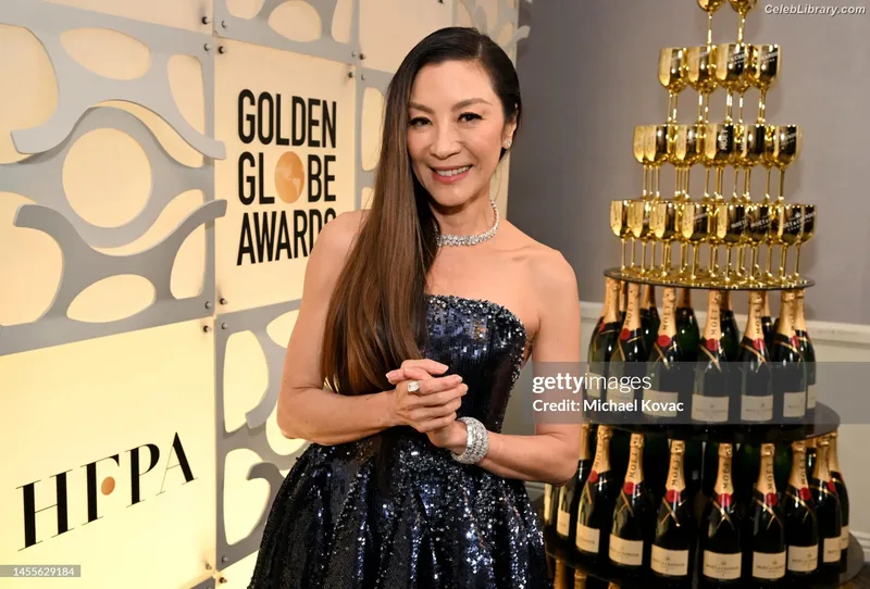 Michelle Yeoh photo 18 of 238
