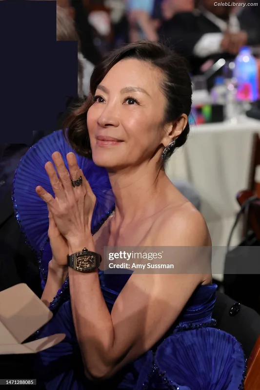 Michelle Yeoh photo 8 of 238