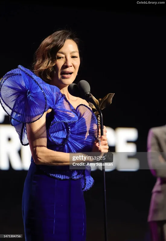 Michelle Yeoh photo 13 of 238