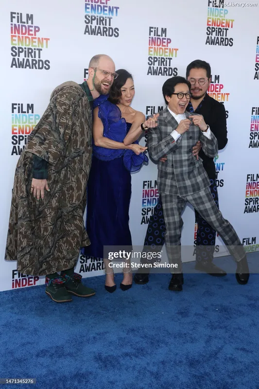 Michelle Yeoh photo 18 of 238