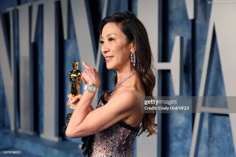 Michelle Yeoh photo 6 of 238