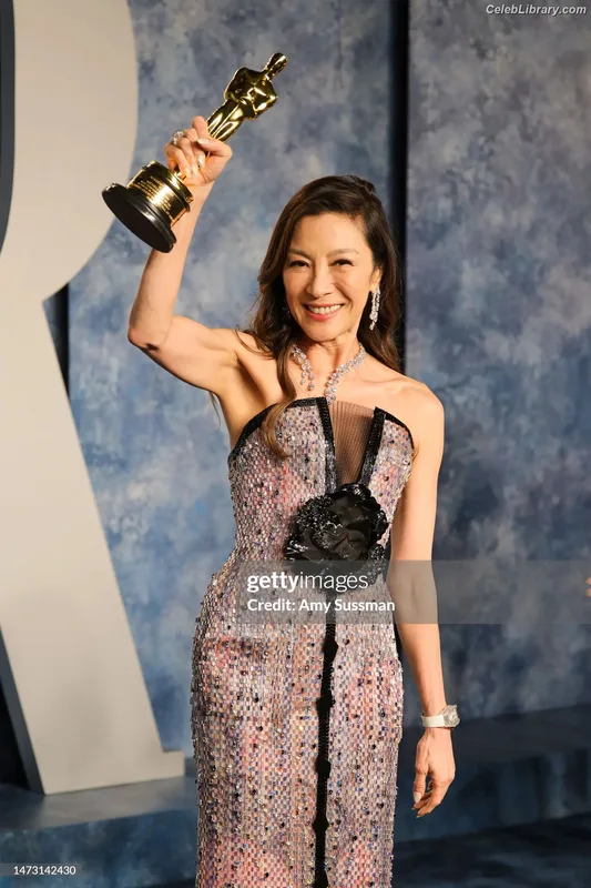 Michelle Yeoh photo 8 of 238