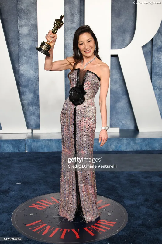 Michelle Yeoh photo 12 of 238