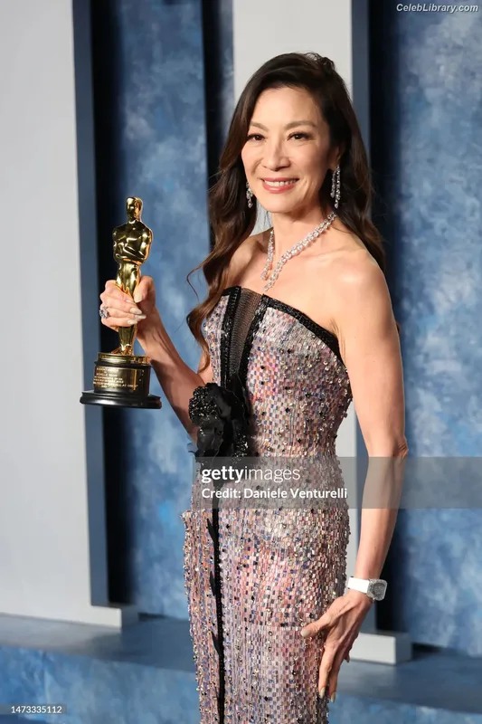 Michelle Yeoh photo 13 of 238