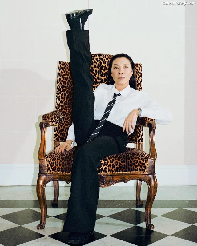 Michelle Yeoh photo 4 of 238