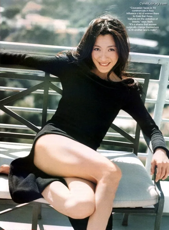Michelle Yeoh photo 16 of 238