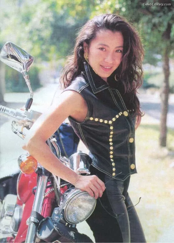 Michelle Yeoh photo 20 of 238