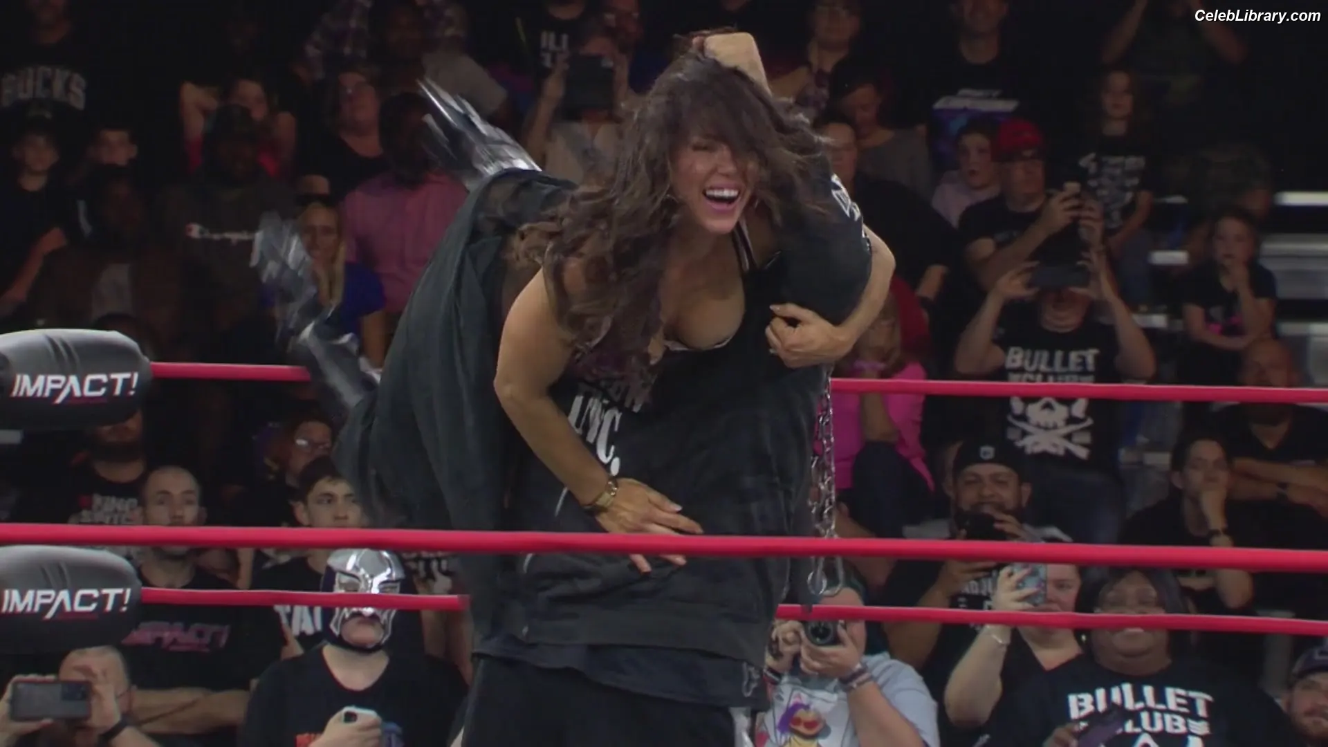 Mickie James photo 20 of 1067