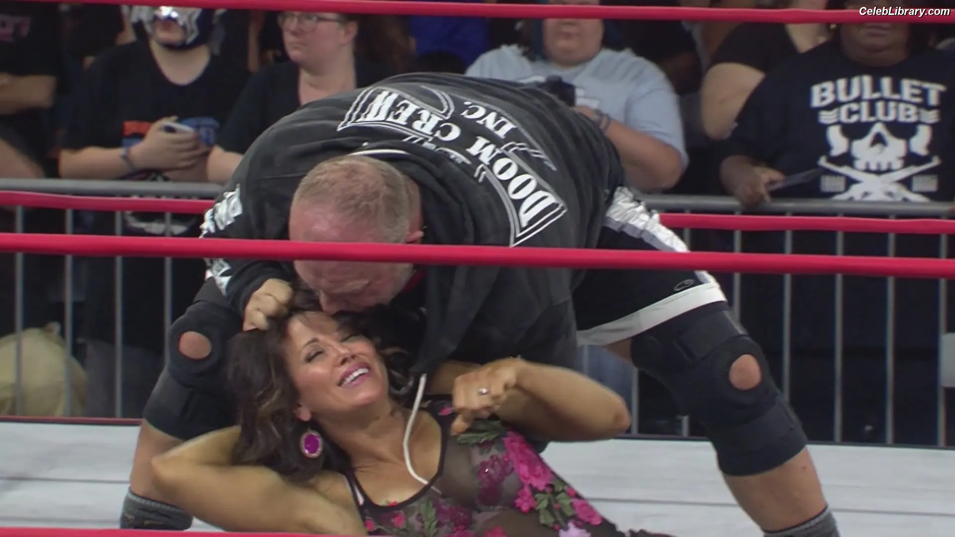 Mickie James photo 12 of 1067