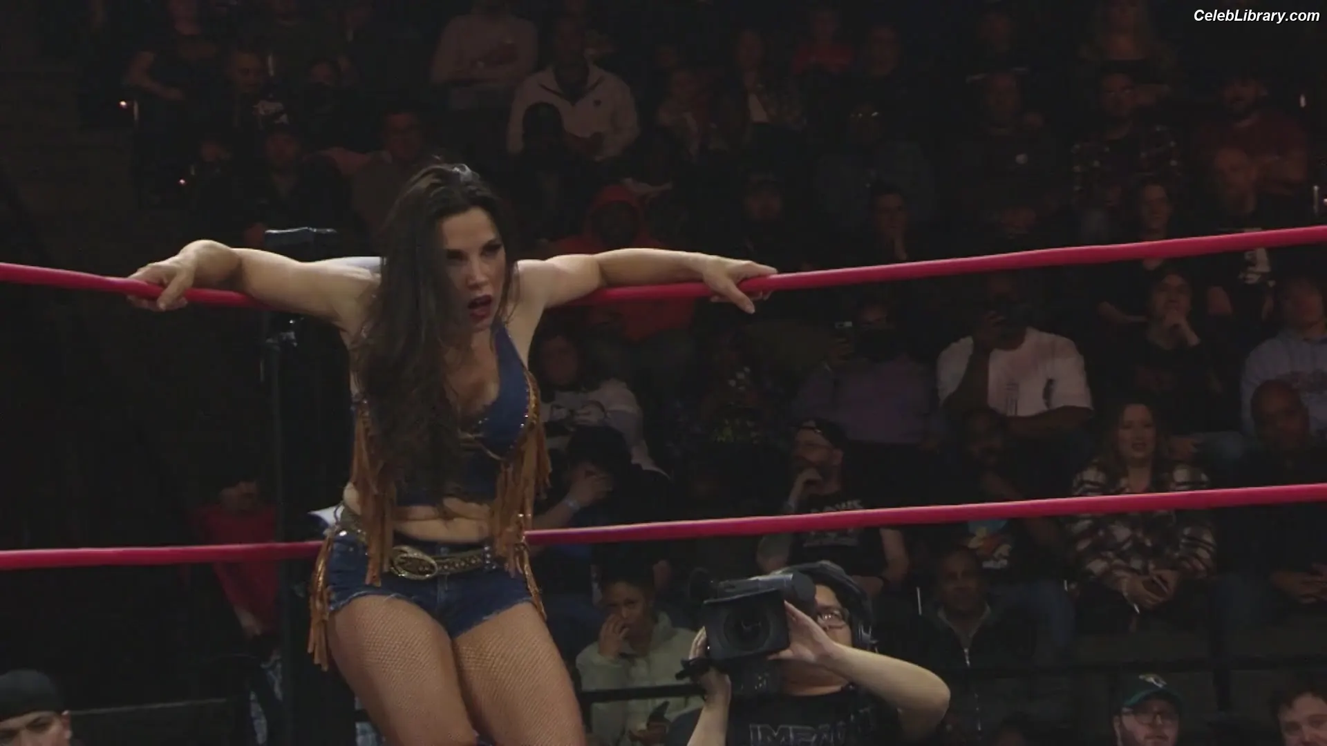 Mickie James photo 19 of 1067