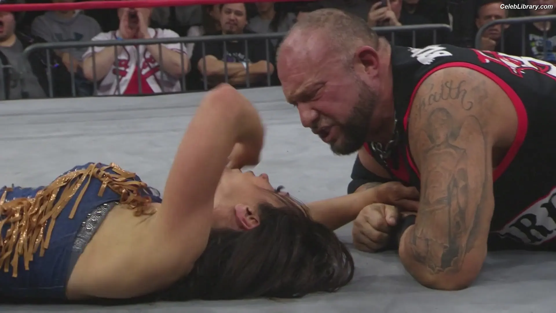Mickie James photo 10 of 1067