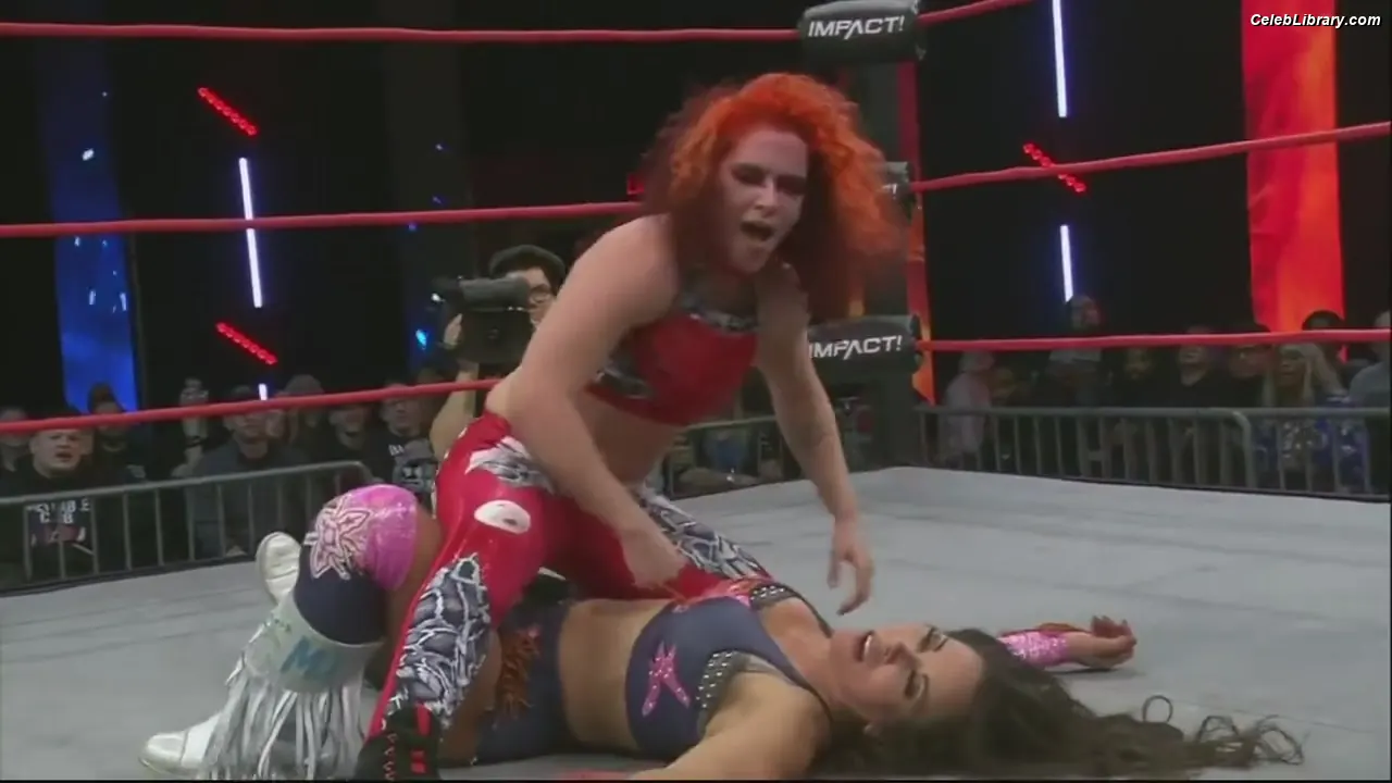 Mickie James photo 19 of 1067