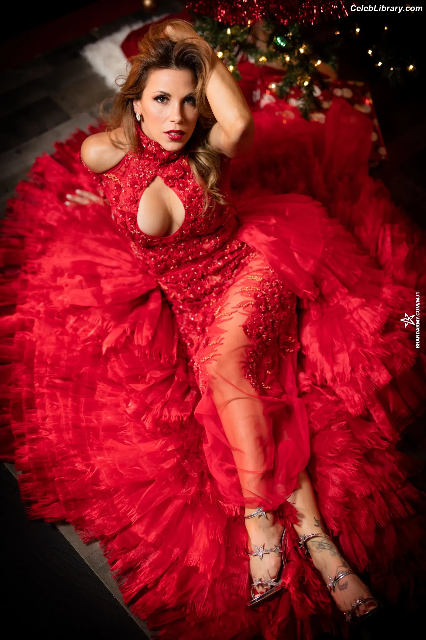 Mickie James photo 9 of 1067