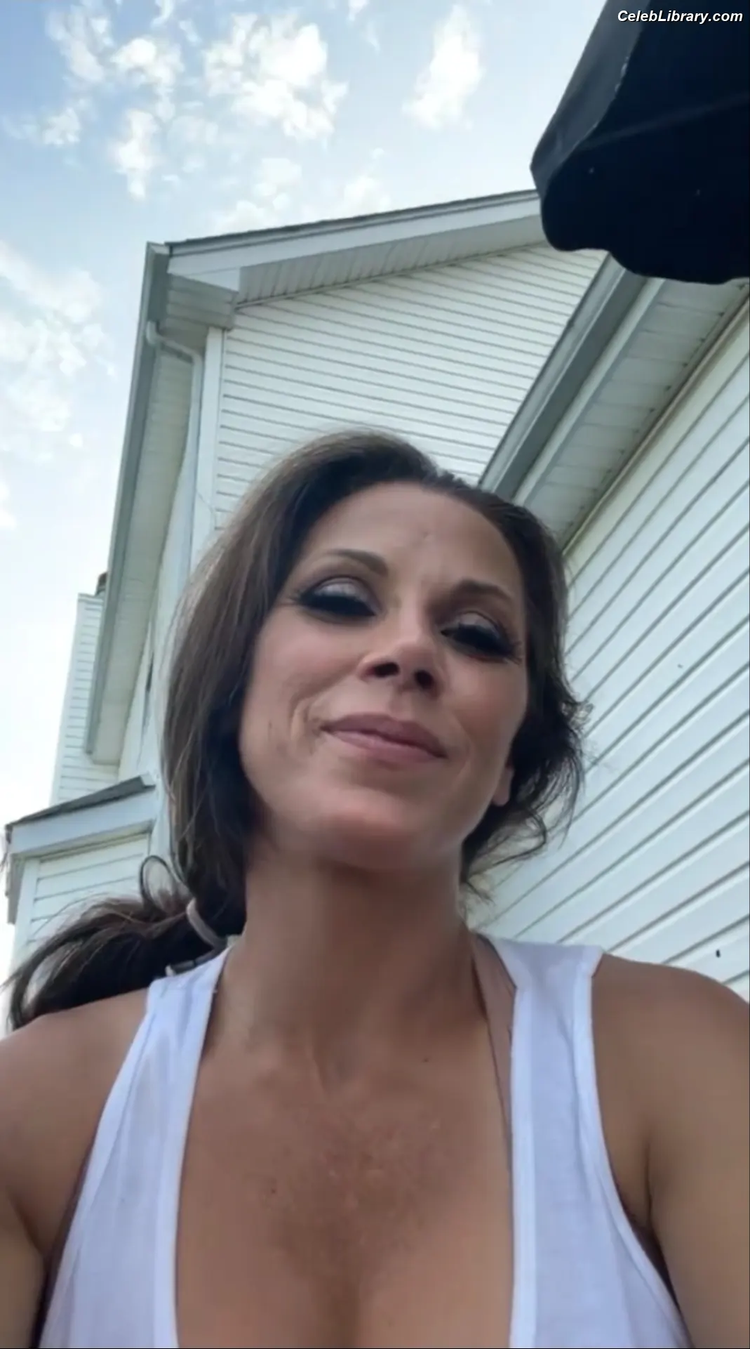 Mickie James photo 21 of 1067