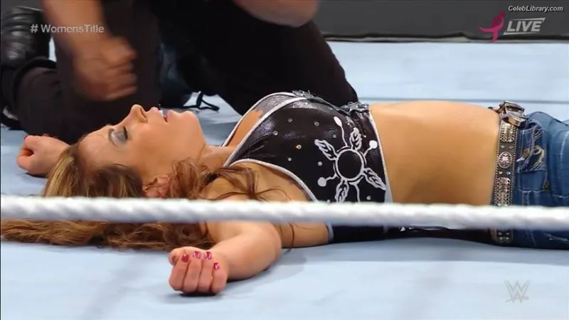 Mickie James photo 10 of 1064