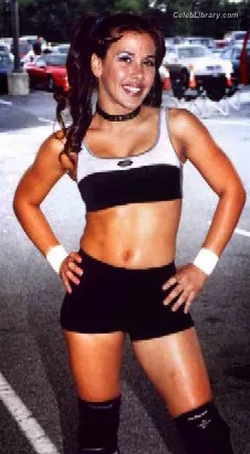 Mickie James photo 24 of 1064