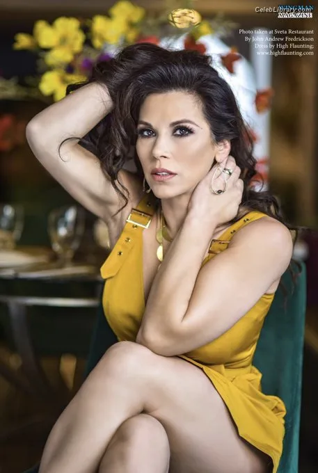 Mickie James photo 23 of 1064