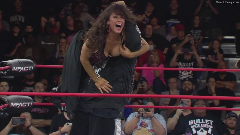 Mickie James photo 13 of 1064