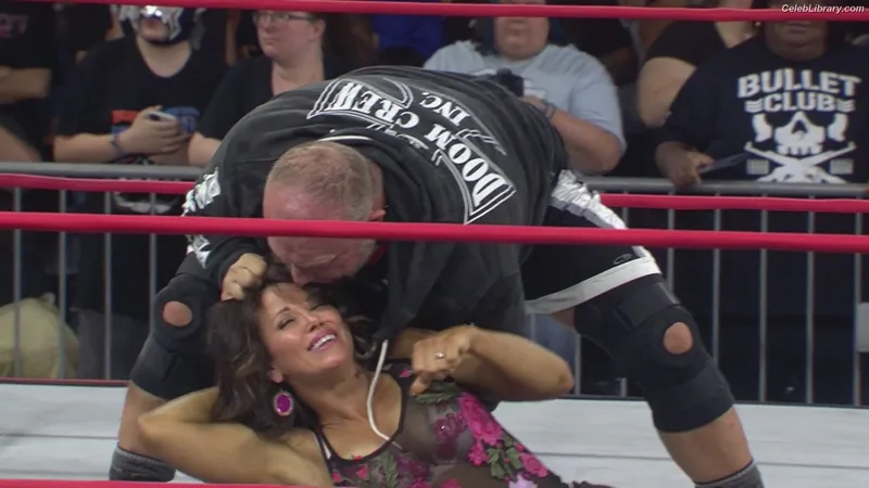Mickie James photo 9 of 1064