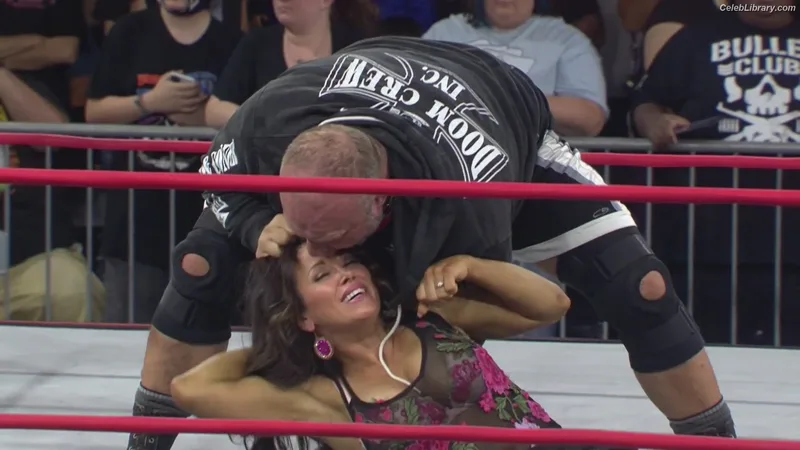 Mickie James photo 10 of 1064