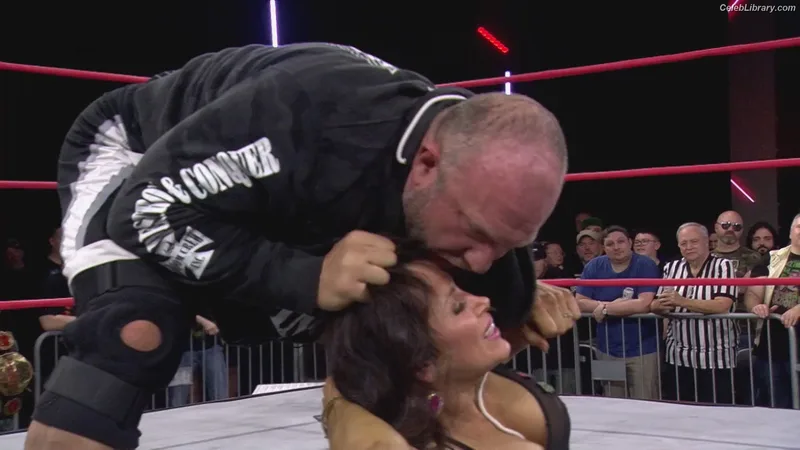 Mickie James photo 12 of 1064