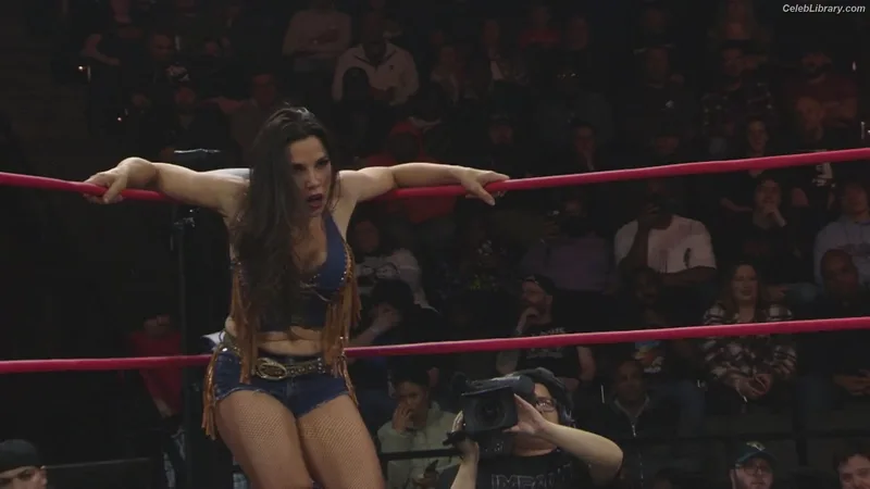 Mickie James photo 16 of 1064
