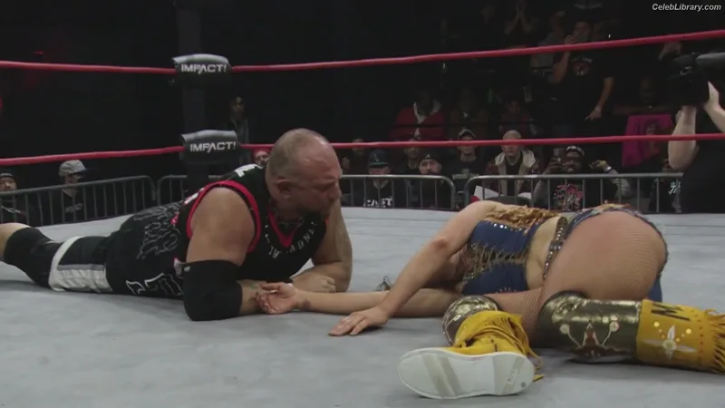 Mickie James photo 1 of 1064