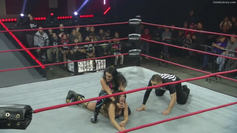 Mickie James photo 6 of 1064