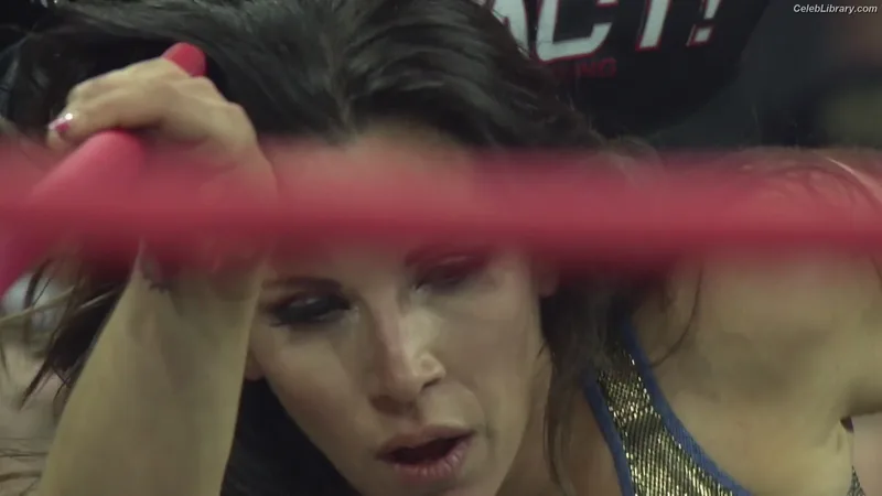 Mickie James photo 12 of 1064