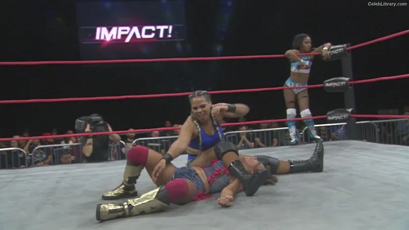 Mickie James photo 15 of 1064