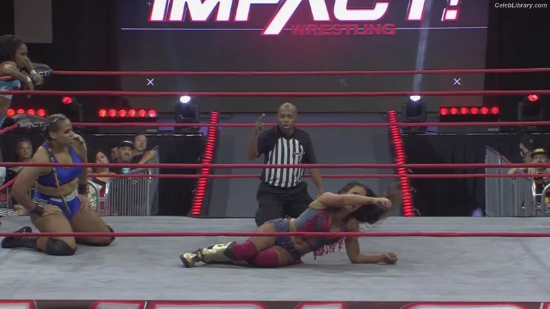 Mickie James photo 16 of 1064
