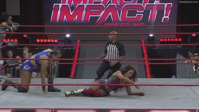Mickie James photo 17 of 1064