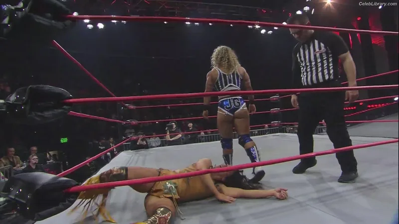 Mickie James photo 20 of 1064