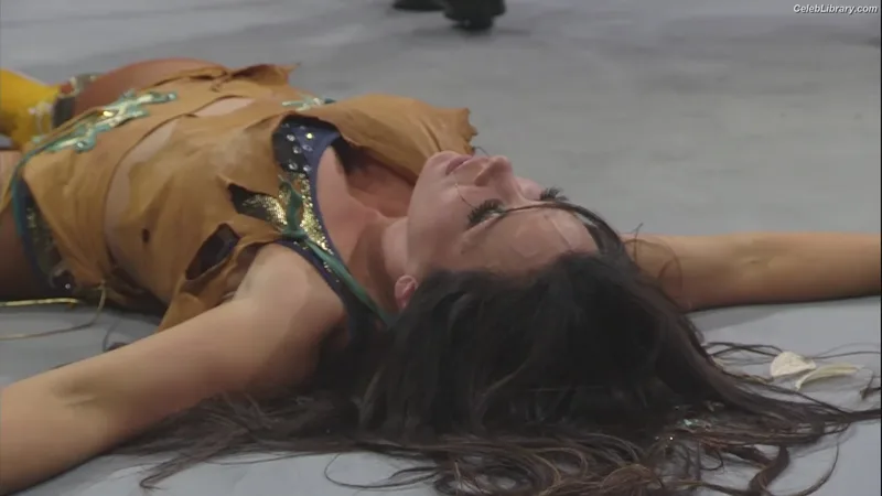 Mickie James photo 24 of 1064