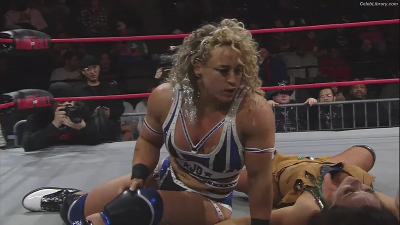 Mickie James photo 15 of 1064