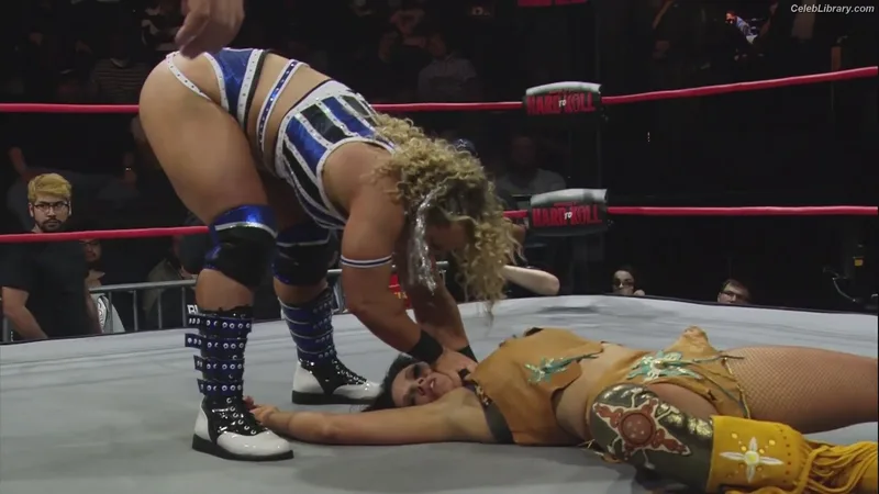 Mickie James photo 19 of 1064