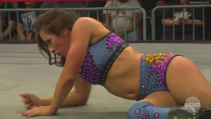 Mickie James photo 12 of 1064