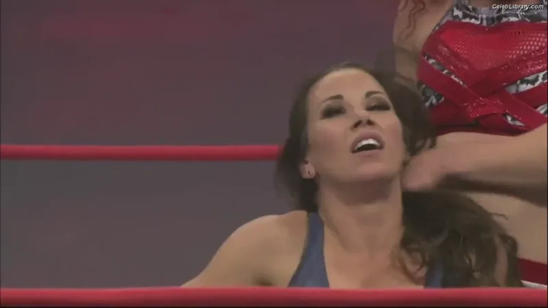 Mickie James photo 22 of 1064