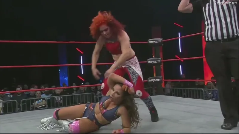 Mickie James photo 8 of 1064