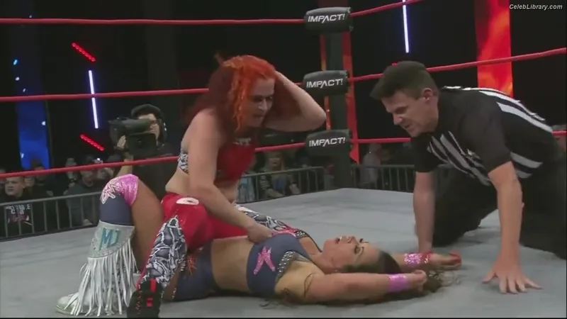 Mickie James photo 12 of 1064