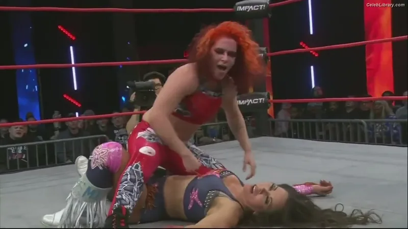 Mickie James photo 16 of 1064
