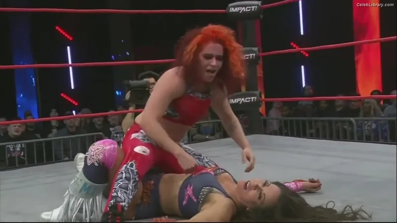Mickie James photo 17 of 1064